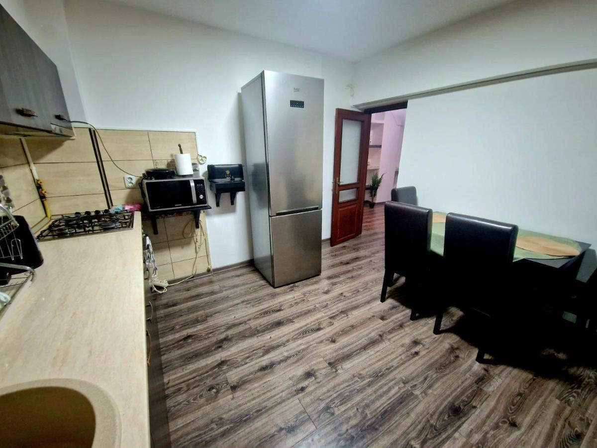 Cozy Appartment In The Center 特尔戈维什泰 外观 照片