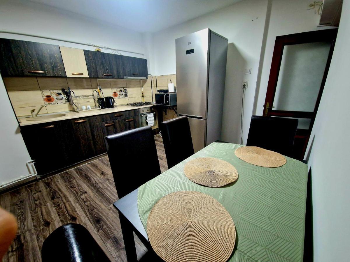 Cozy Appartment In The Center 特尔戈维什泰 外观 照片